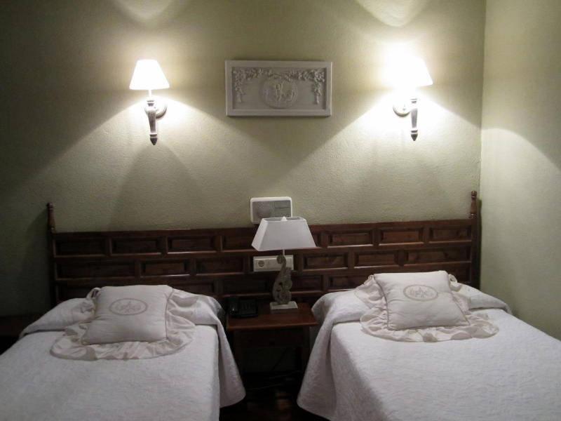 Hotel Boutique Balaitus Sallent De Gallego Bilik gambar